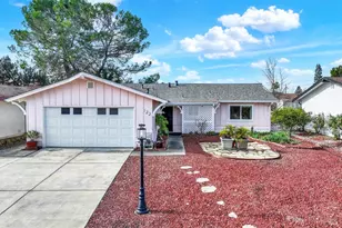 122 Isle Royale Cir, Vacaville, CA 95687 - Photo 1