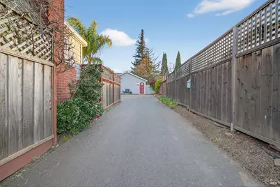 16 7th Street, Petaluma, CA 94952 - Photo 1