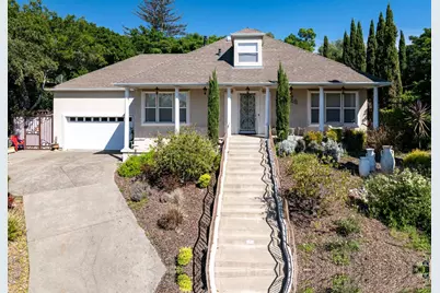 382 Lakeview Drive, Napa, CA 94559 - Photo 1
