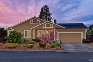 1702 Northstar Dr, Petaluma, CA 94954 - Photo 1