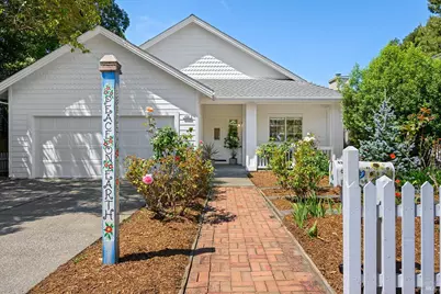 450 Florence Avenue, Sebastopol, CA 95472 - Photo 1