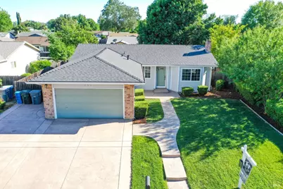 935 W F Street, Dixon, CA 95620 - Photo 1