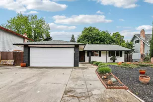 214 Albany Ave, Vacaville, CA 95687 - Photo 1