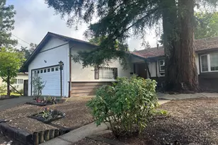 712 Jack London Dr, Santa Rosa, CA 95409 - Photo 1