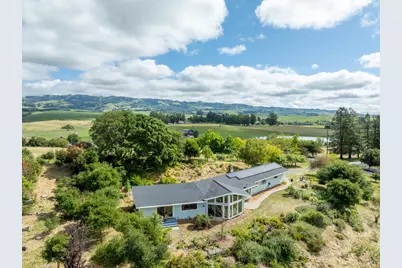 100 Frances Way, Petaluma, CA 94954 - Photo 1