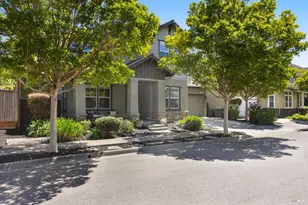 1716 Southridge Dr, Petaluma, CA 94954 - Photo 1