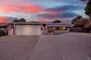 333 Honeysuckle Dr, Fairfield, CA 94533 - Photo 1