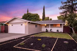 325 Shasta Dr, Vacaville, CA 95687 - Photo 1