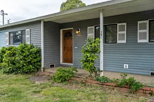 351 Warren Dr, Ukiah, CA 95482 - Photo 1
