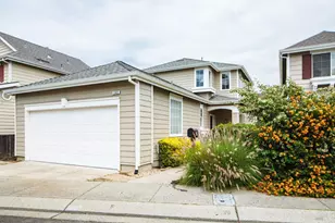 143 McNear Cir, Petaluma, CA 94952 - Photo 1