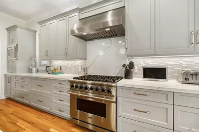 8 Center Street, San Rafael, CA 94901 - Photo 1