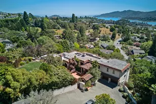 2 Via Elverano, Tiburon, CA 94920 - Photo 1