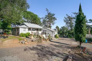 3160 Sunridge Dr, Santa Rosa, CA 95409 - Photo 1