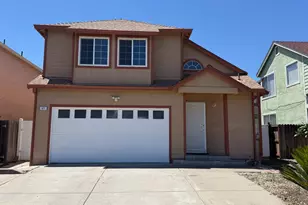 322 Ridgecrest Cir, Suisun City, CA 94585 - Photo 1