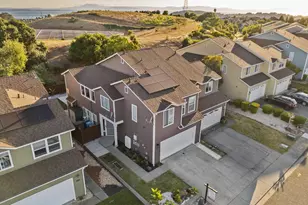 279 Clearpointe Dr, Vallejo, CA 94591 - Photo 1