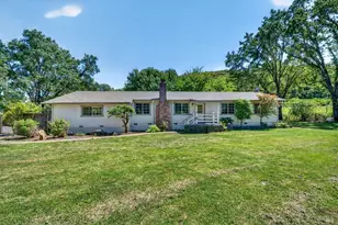 810 McNab Ranch Rd, Ukiah, CA 95482 - Photo 1
