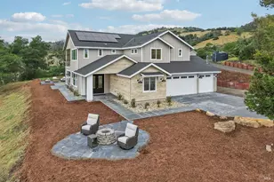 5663 Crystal Dr, Santa Rosa, CA 95404 - Photo 1