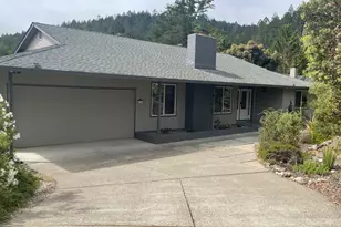 496 Oak Brook Ct, Santa Rosa, CA 95409 - Photo 1