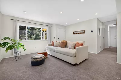 1102 Burbank Avenue, Santa Rosa, CA 95407 - Photo 1