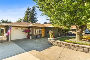 613 N Adams St, Dixon, CA 95620 - Photo 1