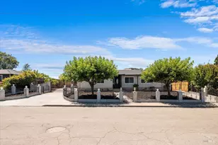 34 Devonshire Dr, Novato, CA 94947 - Photo 1