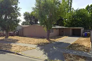 2089 Russell St, Napa, CA 94559 - Photo 1