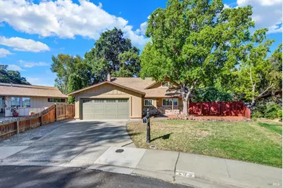 206 Amherst Court, Vacaville, CA 95687 - Photo 1