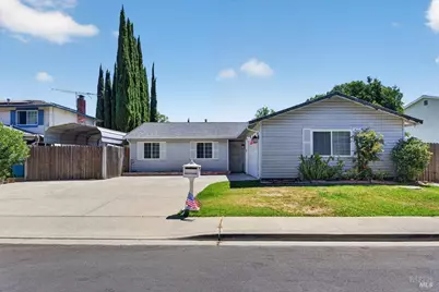 820 N Almond Street, Dixon, CA 95620 - Photo 1