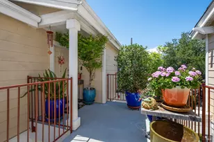 530 Entrada Dr, Novato, CA 94949 - Photo 1