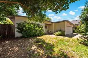 341 Grape St, Vacaville, CA 95688 - Photo 1