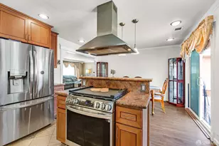 543 Macarthur Dr, Daly City, CA 94015 - Photo 1