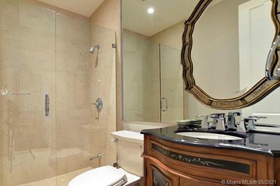 280 S Hibiscus Dr - Photo 1