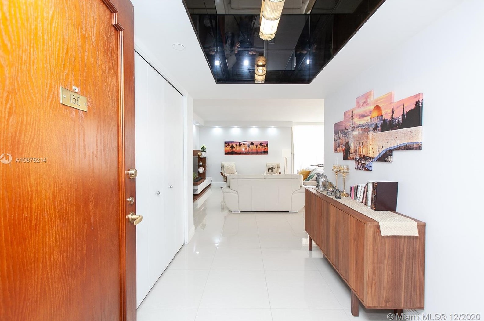 19355 Turnberry Way, Miami FL  33180-2531 exterior