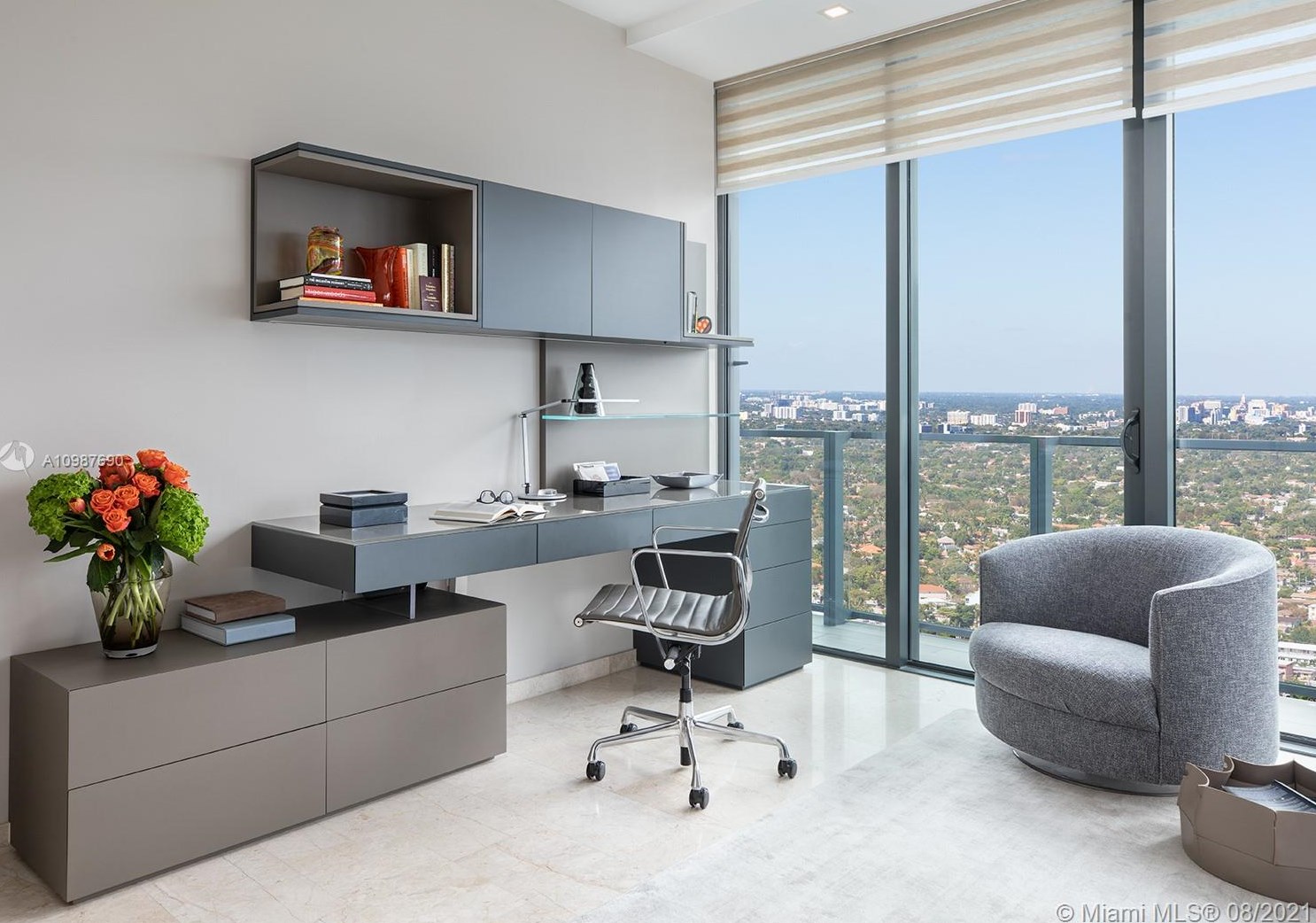 88 7th St, Miami FL exterior