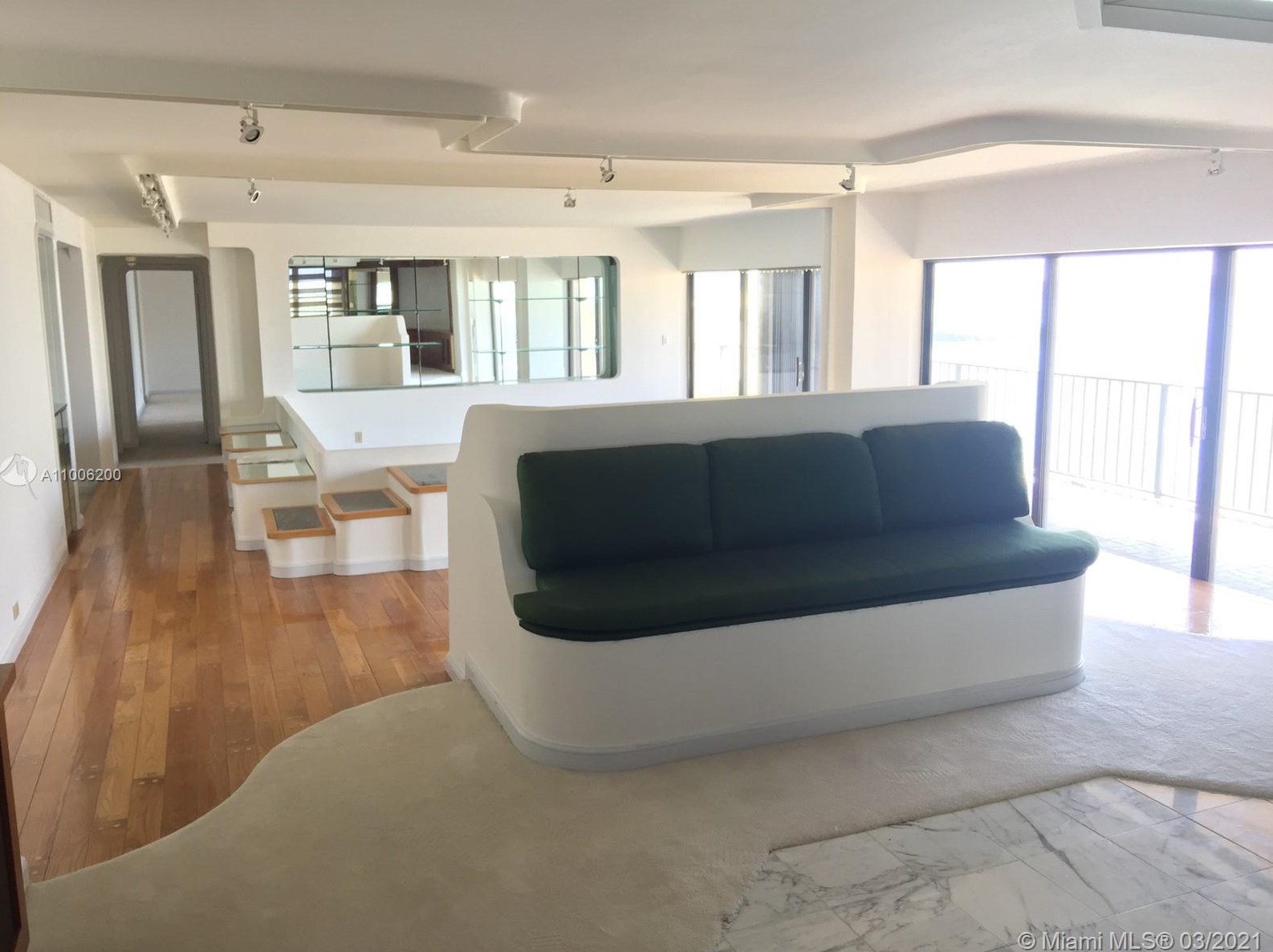 1800 114th St, Miami FL 33167-3520 exterior