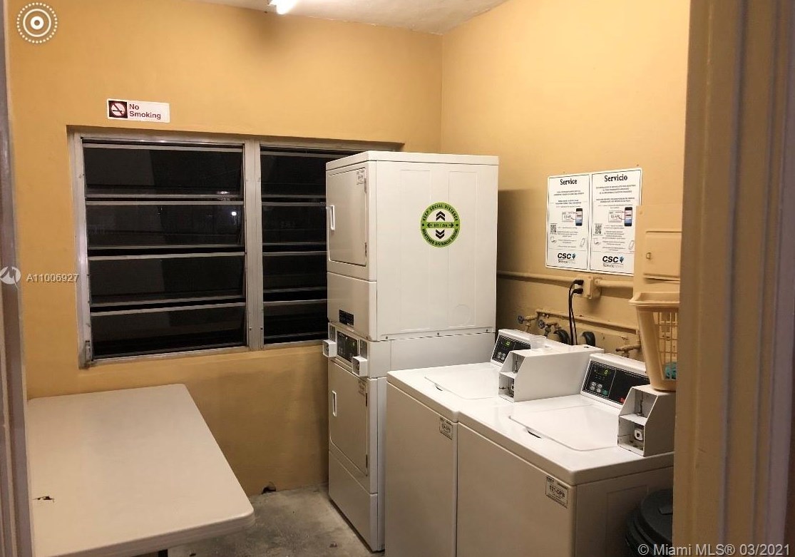 5275 77th Ct, Miami FL 33155-4390 exterior