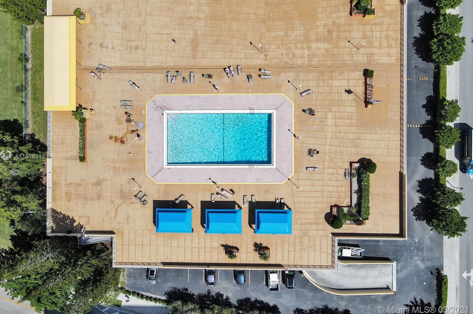 231 174th St, Miami FL  33162-1871 exterior