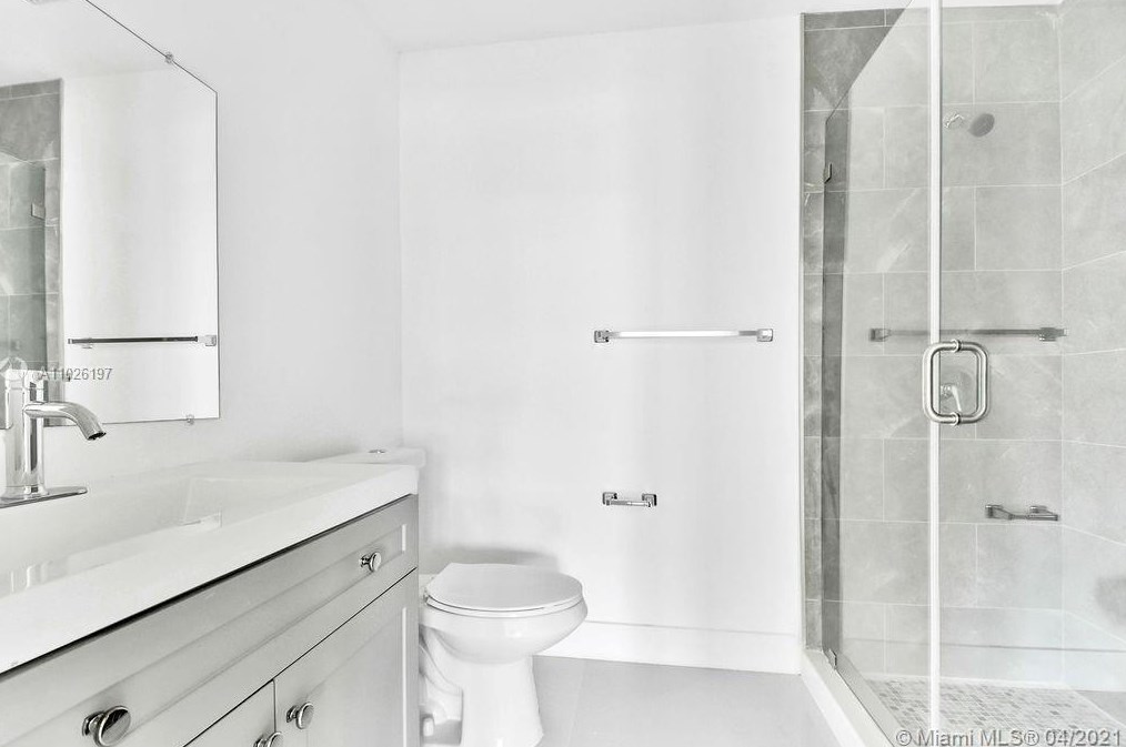 11325 58 Ter, Miami FL 33178-2809 exterior