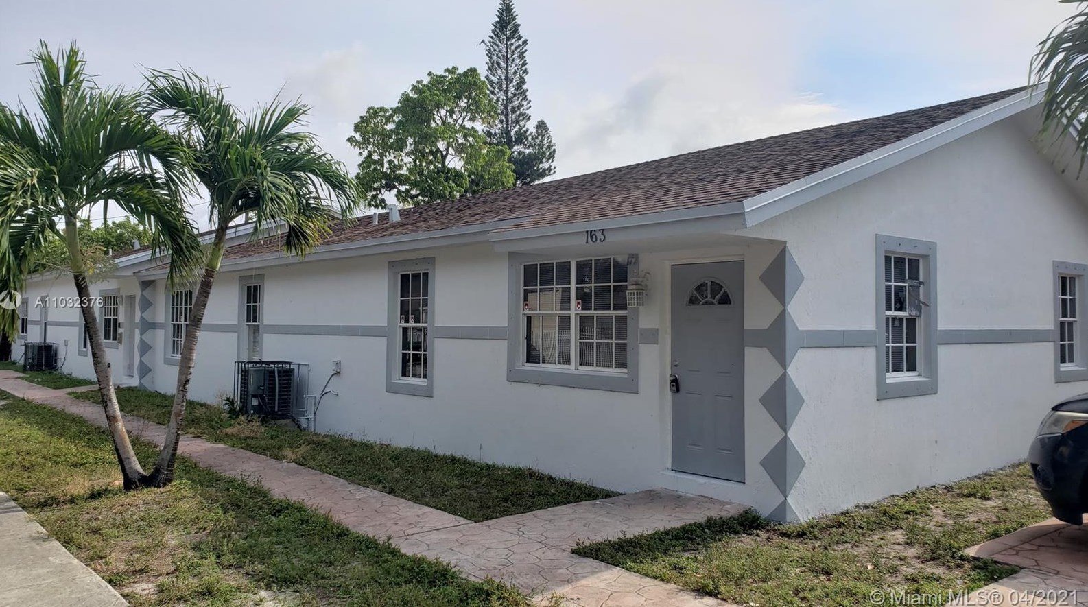 165 59th St, Miami FL  33127-2035 exterior