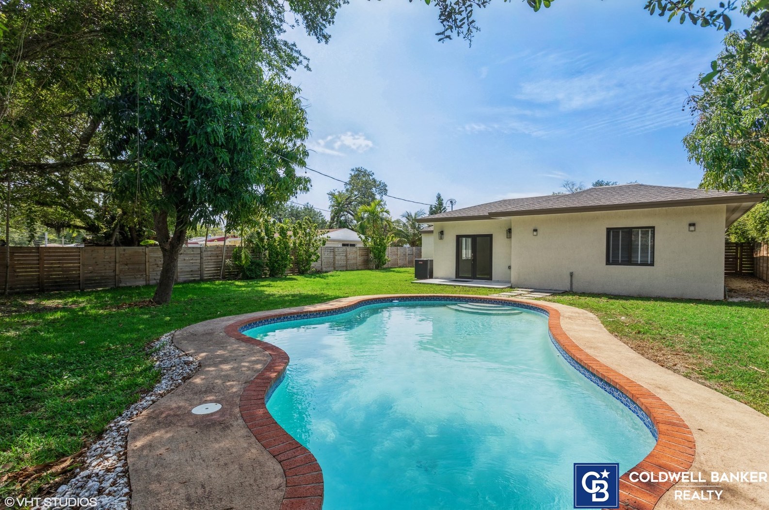 911 142 St, Miami FL 33176-7103 exterior