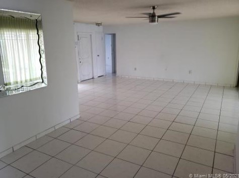 3036 Dolphin Dr, Hollywood FL  33025-2723 exterior