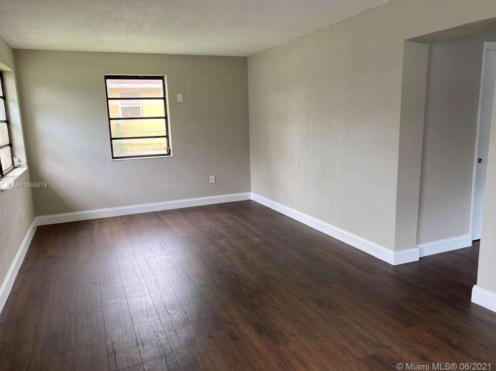 16930 94th Ave, Miami FL  33157-4421 exterior