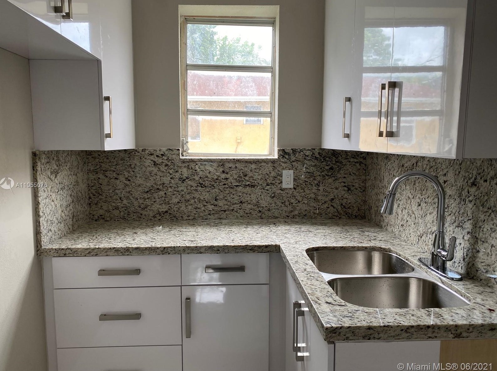 16930 94th Ave, Miami FL  33157-4421 exterior