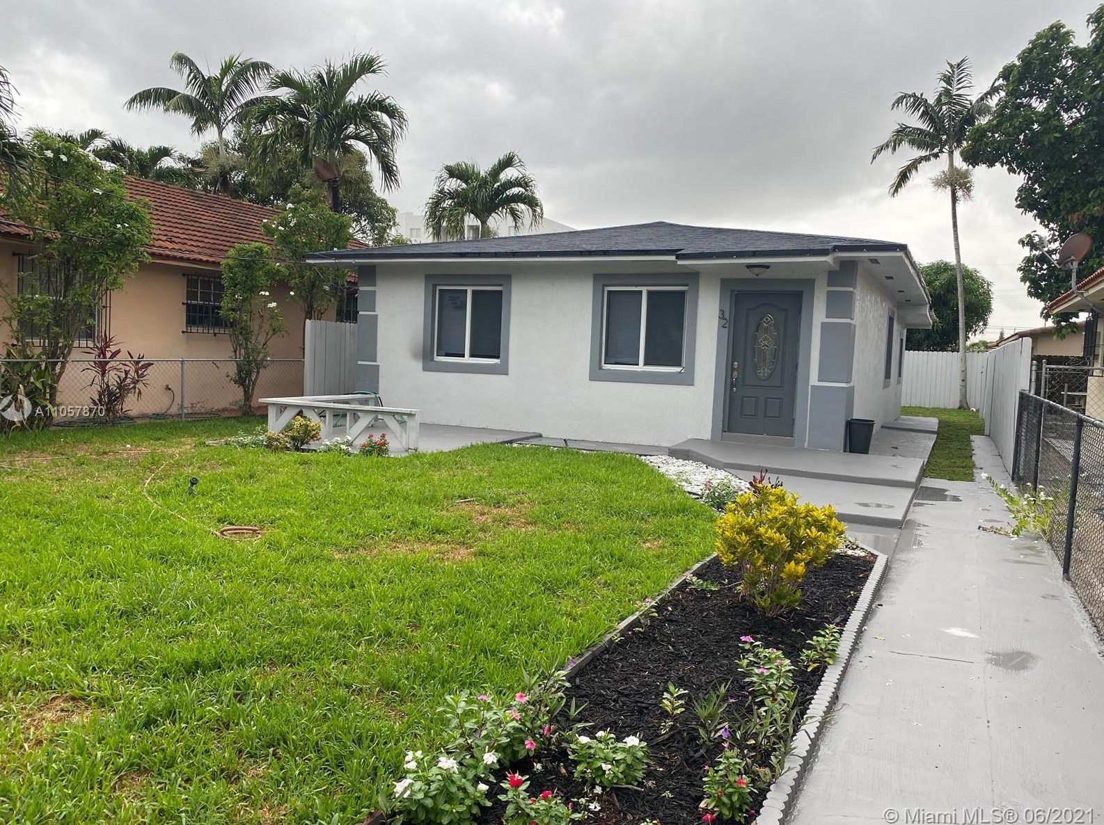 32 59th Ct, Miami FL  33126-4746 exterior