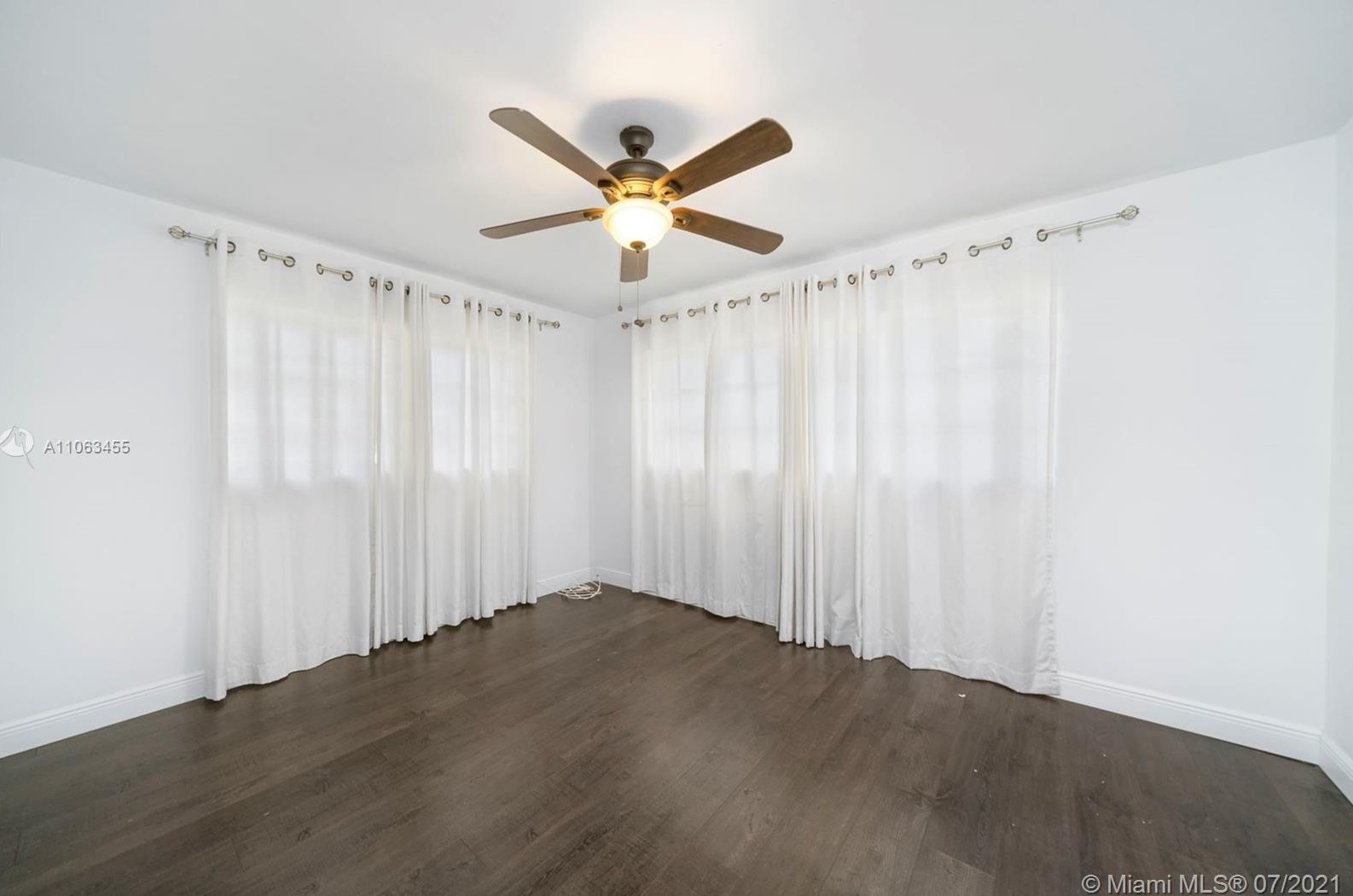 8301 142 St, Miami FL 33158-1050 exterior