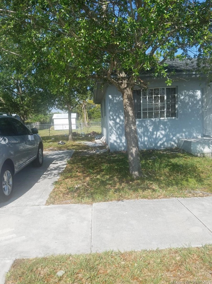 11502 214th St, Miami FL  33189-2717 exterior