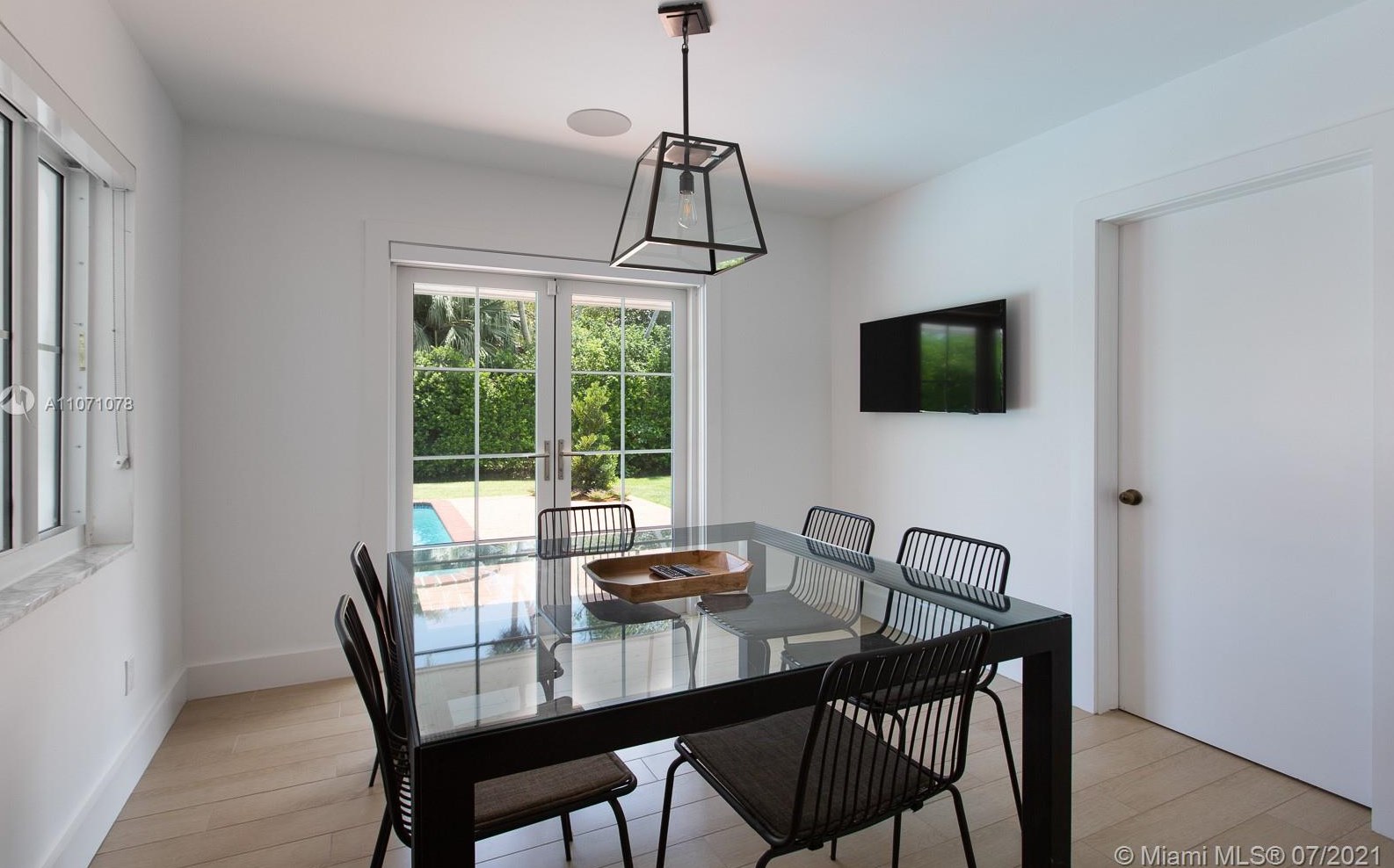 7720 146th Ter, Miami FL  33158-1644 exterior