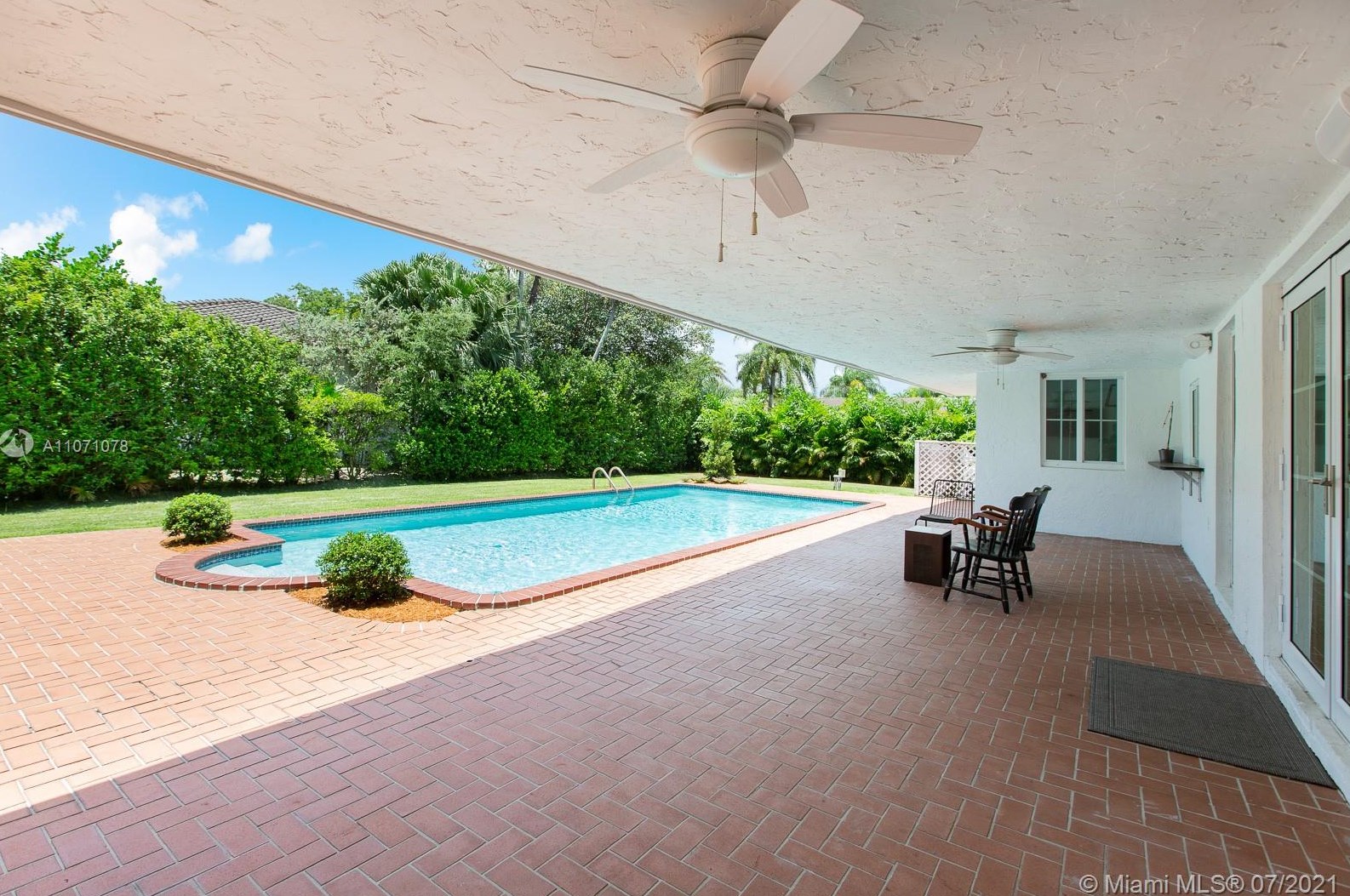 7720 146th Ter, Miami FL  33158-1644 exterior