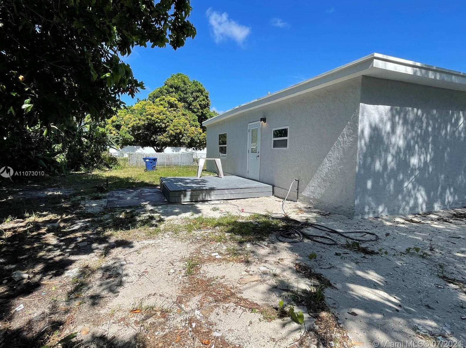 831 140th Ter, Miami FL  33168-6829 exterior