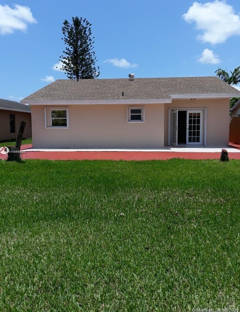 13861 42nd Ter, Miami FL  33175-3771 exterior